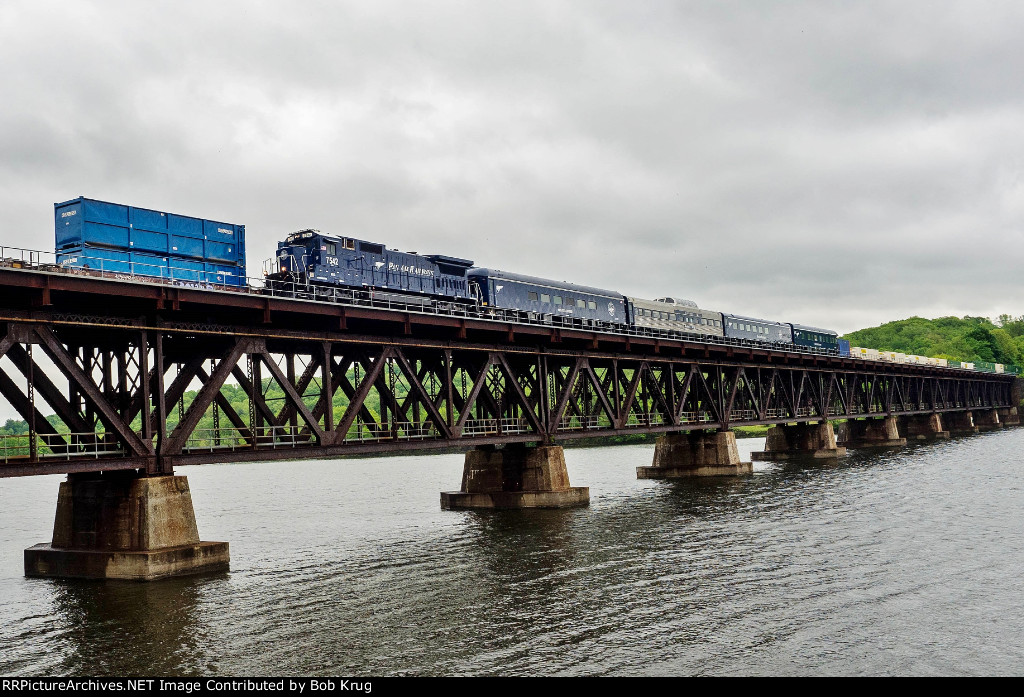 The OCS on the Hudson River Bridge